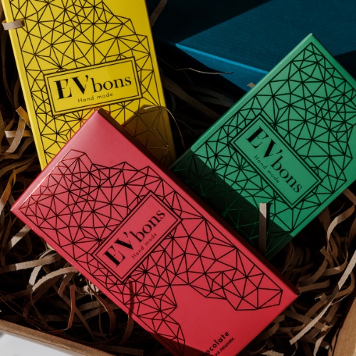 Луксозен подаръчен комплект с ръчно подбрани вкусове